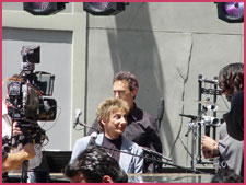 BARRY MANILOW