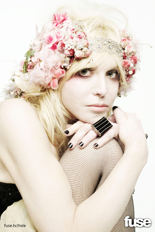 courtney love goes on the record with fuse