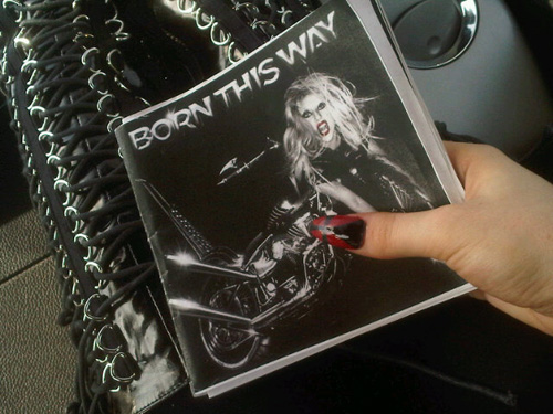 lady gaga born this way cover back. Lady Gaga - Born This Way