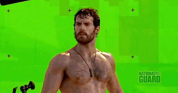 Links: Henry Cavill works out shirtless!